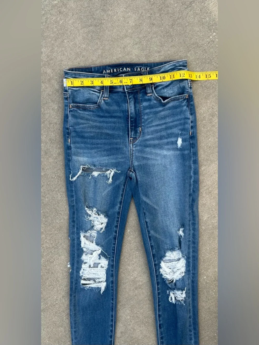 AEO Festival Blue Wash Distressed High Rise Skinny Jeans 2R Stretch Denim Y2K